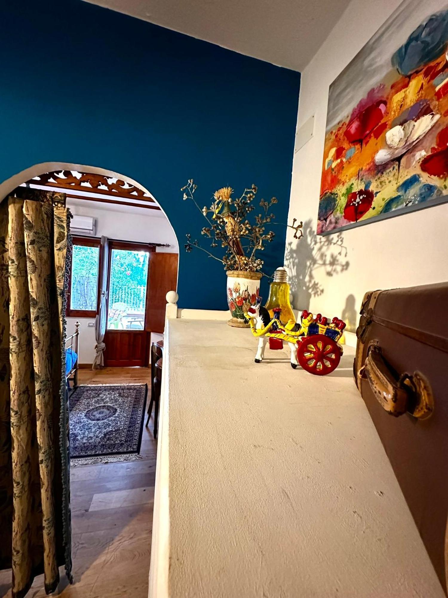 モンデッロCasa Perciata - Locazione Turisticaアパートメント エクステリア 写真